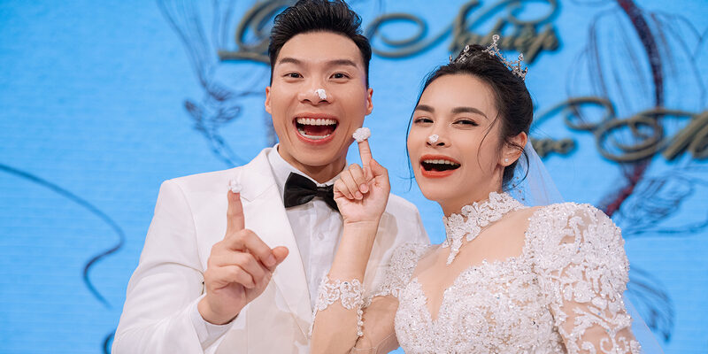 O sen Ngọc Mai được chồng cầu hôn trong niềm hạnh phúc ngập tràn