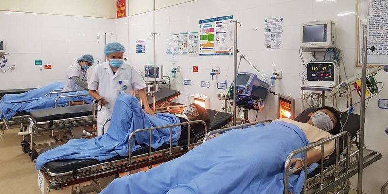 Nếu có dấu hiệu các bệnh lý về da, về đường tình dục thì bệnh nhân nên thăm khám ngay