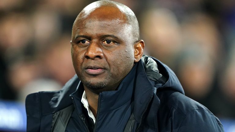 Thành tích tệ hại của Crystal Palace khiến BLĐ quyết định sa thải HLV Vieira